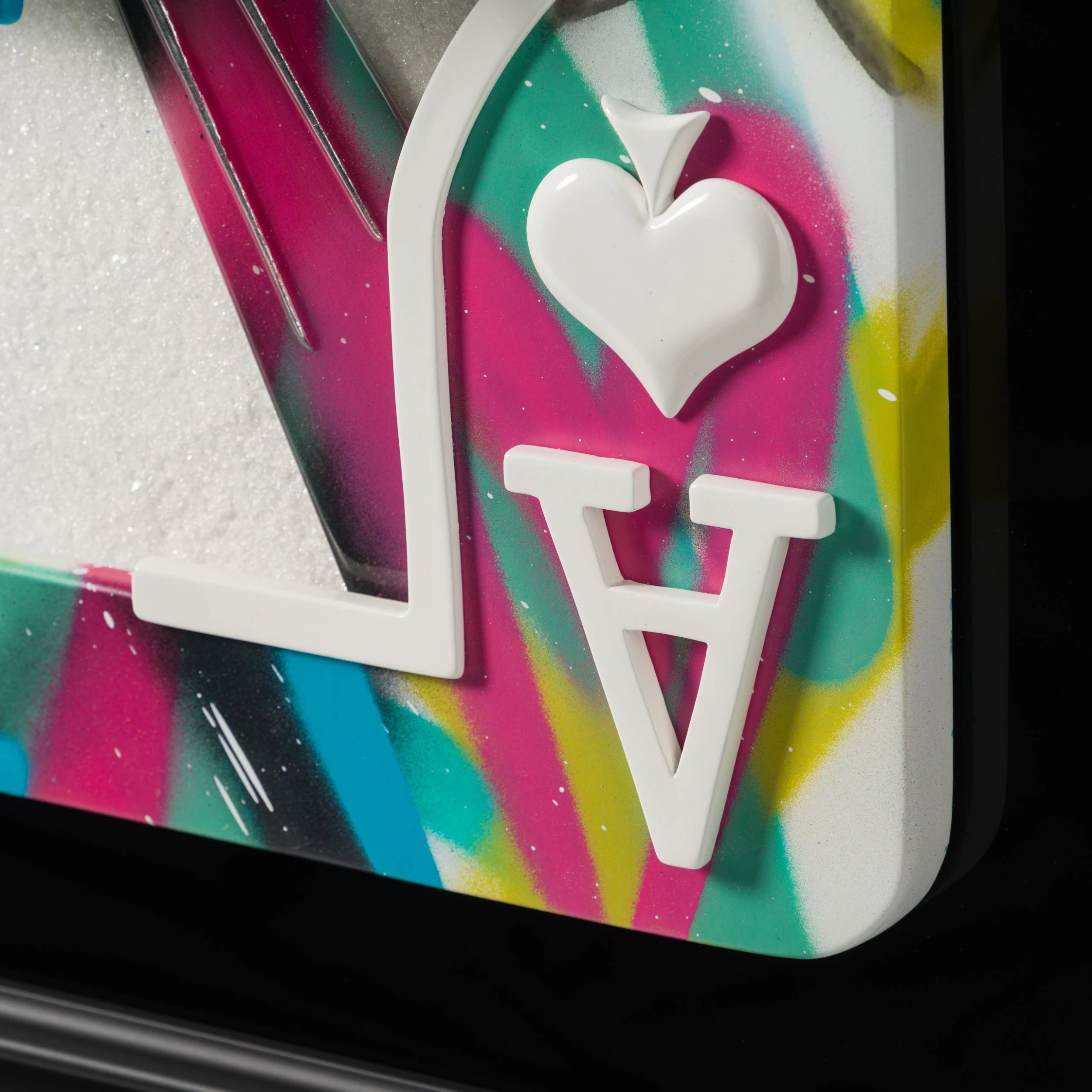 Stay Lucky (White Graffiti Fade) 4 Stay Lucky (White Graffiti Fade) - Image 4