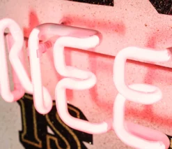 Wanted Needed (282) -Art Prints Shop msl ori por 28325 10 wanted needed 282 2022 05 12T08 33 10