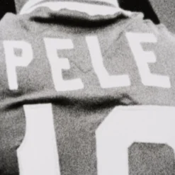 Pelé & Ali (Silver Gelatin 30x30) -Art Prints Shop pel sle por 05052 5 pele ali 30x30 2023 02 09T15 27 45