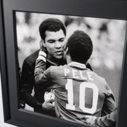 Pelé & Ali (Silver Gelatin 30x30) -Art Prints Shop pel sle por 05052 6 pele ali 30x30 2023 02 09T15 27 45
